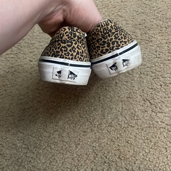 Vans - Picture 3 of 4